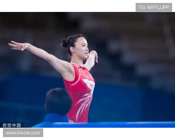 武桐桐玩雪晒日常自嘲洗车梗引热议展现运动员松弛感映照赛场精神